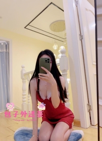 性感爆乳<騷貨>系列 ⭐白桃 167.E.47.25歲 ⭐免車資+免費絲襪一雙