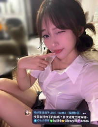 #台中推薦   ❤️月兒 160.D.45.22歲   小隻有料 臉蛋可愛 皮膚嫩滑 超級好評