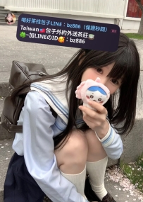 #雙北推薦  朵蜜  155/42/C/19歲   甜美可人的學生妹，擁有纖細的身形和精緻的五官 性