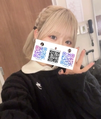 名前：由乃 （ユノ）  160cm|45kg|C杯|22歲